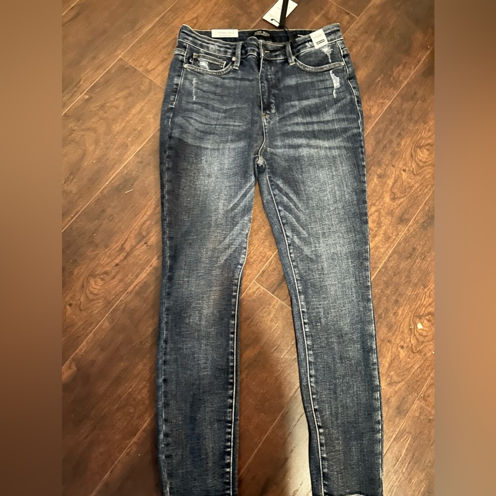 Brand new Judy Blue tummy control skinnies